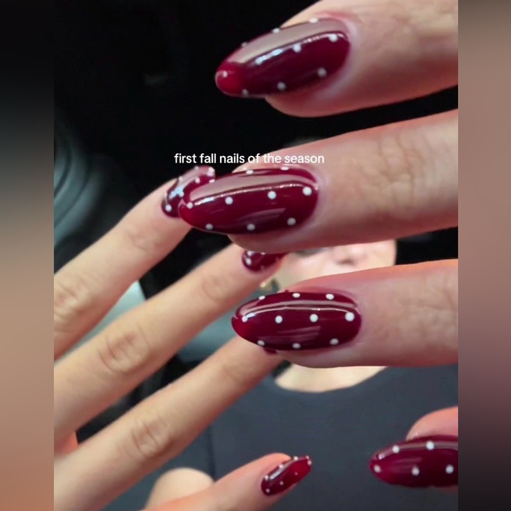 Pinterest inspired handmade Polka Dot Press-On Nail Set🐞